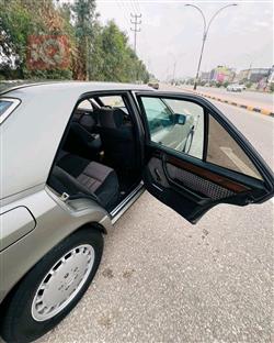 مرسيدس بنز E-Class